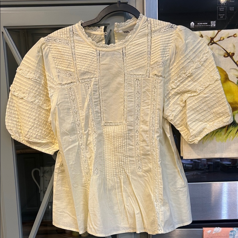 Zara Yellow Pintuck Lace Cotton Women's Blouse XS